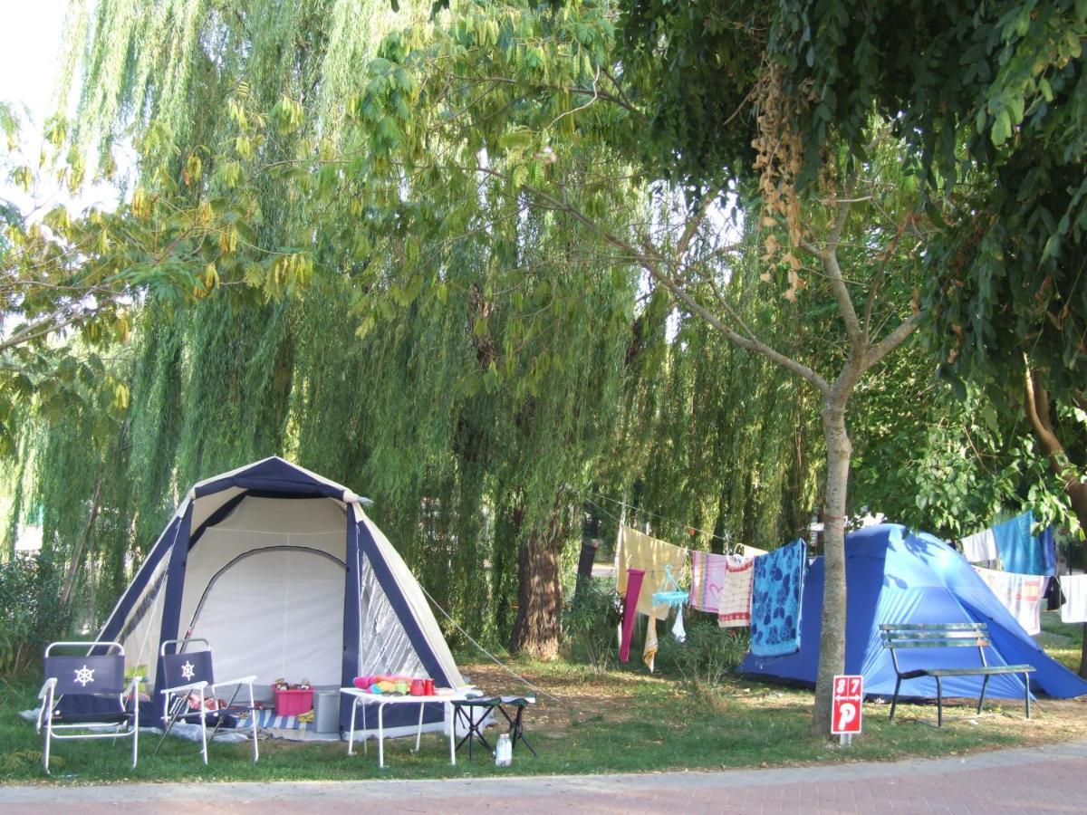 Camping Villaggio Italgest SantʼArcangelo Eksteriør bilde