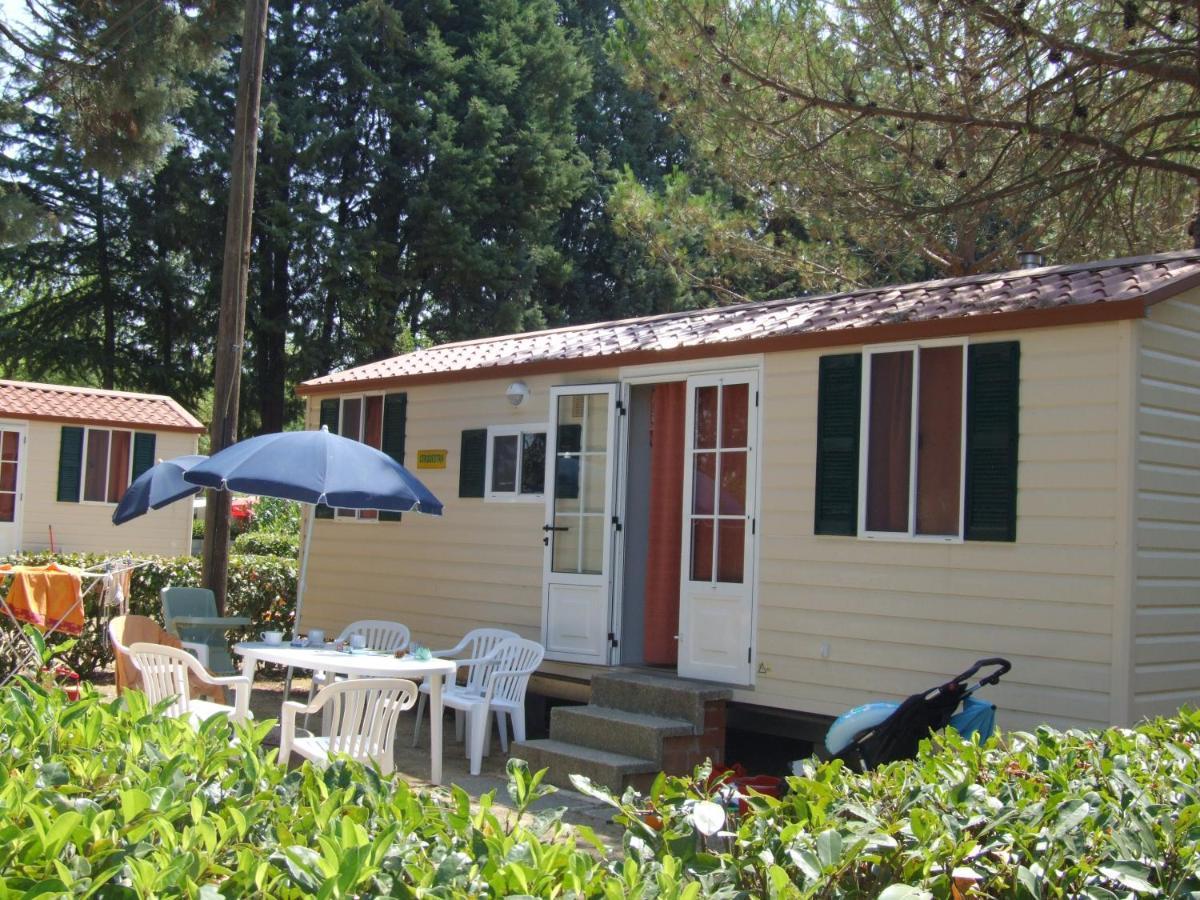 Camping Villaggio Italgest SantʼArcangelo Eksteriør bilde