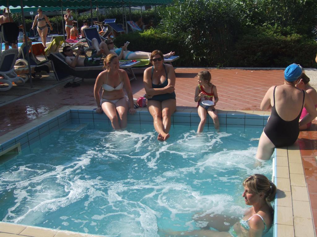 Camping Villaggio Italgest SantʼArcangelo Eksteriør bilde