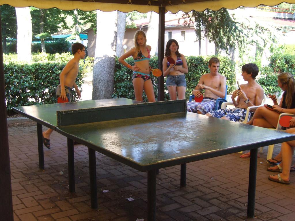 Camping Villaggio Italgest SantʼArcangelo Eksteriør bilde
