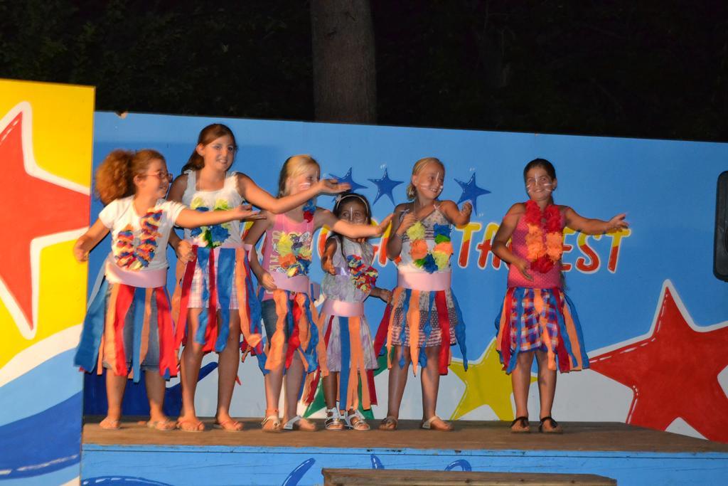 Camping Villaggio Italgest SantʼArcangelo Eksteriør bilde