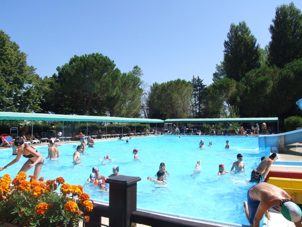 Camping Villaggio Italgest SantʼArcangelo Eksteriør bilde