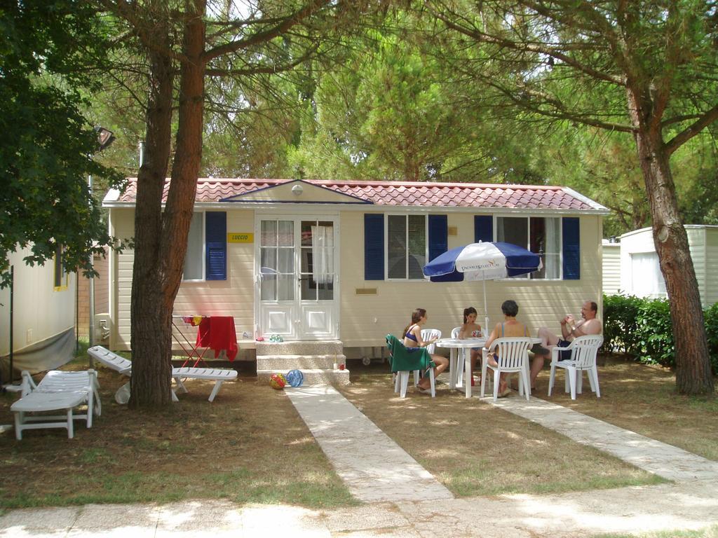 Camping Villaggio Italgest SantʼArcangelo Eksteriør bilde